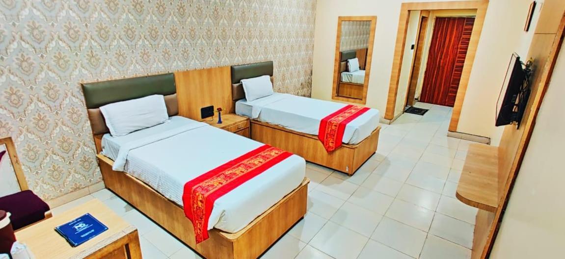 Hotel Richi Regency Бхубанешвара Экстерьер фото